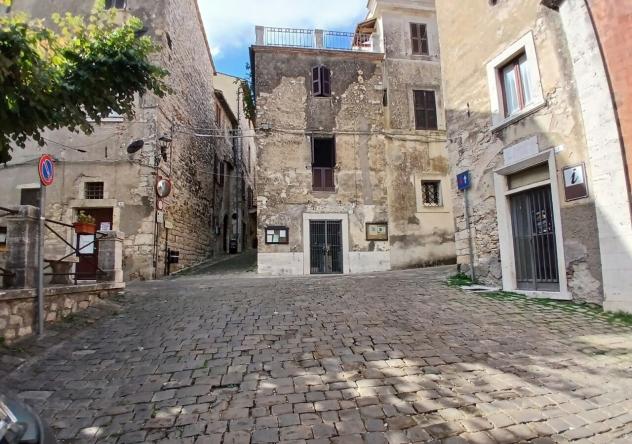2 Vetrine in vendita a Lugnano in Teverina