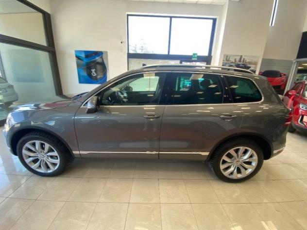VOLKSWAGEN Touareg 3.0 TDI 204 CV tiptronic BlueMotion Techn. Executi rif. 23659117 - Foto 4