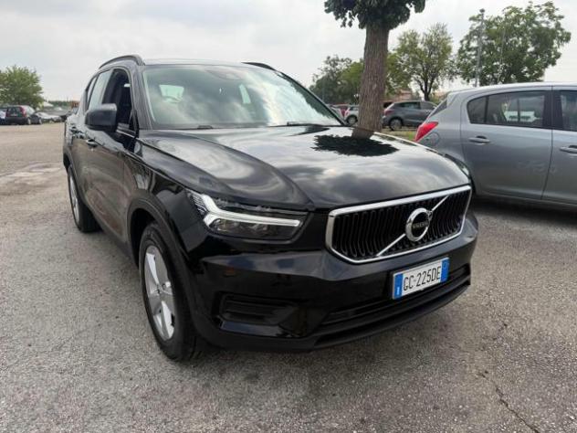 VOLVO XC40 T2 Momentum rif. 23922102 - Foto 2