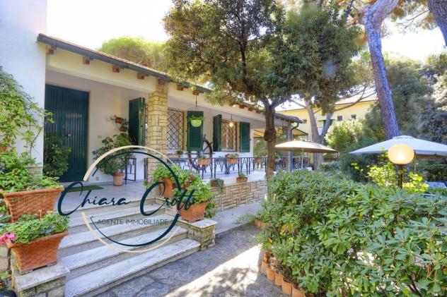 Villa in vendita a San Vincenzo 165 mq Rif: 1404151