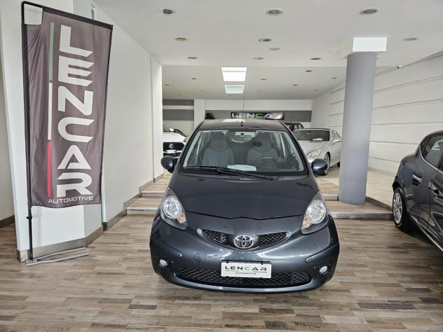 Toyota Aygo 1.0 12V VVT-i 3 porte Sol - Foto 2