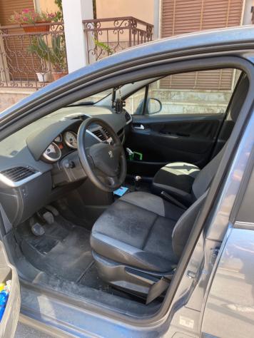 Peugeot 207 1.4 HDi 70CV 5p. ONE Line - Foto 3