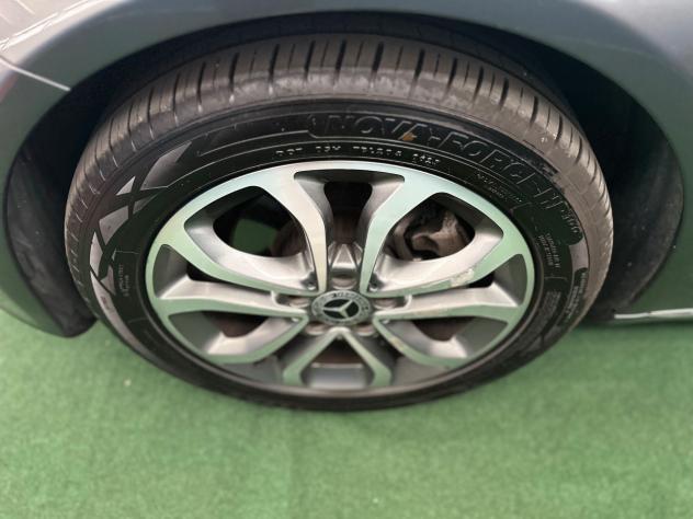 Splendida Mercedes-benz C 220 d S.W. 4Matic Business - Foto 6