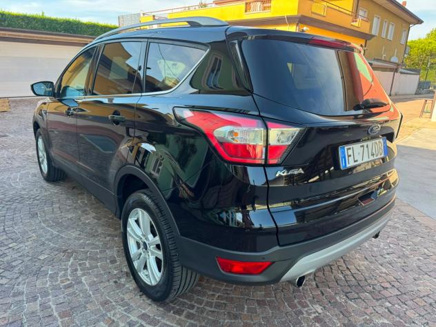 Ford Kuga 1.5 TDCI 120 CV S&S 2WD Titanium - Foto 4