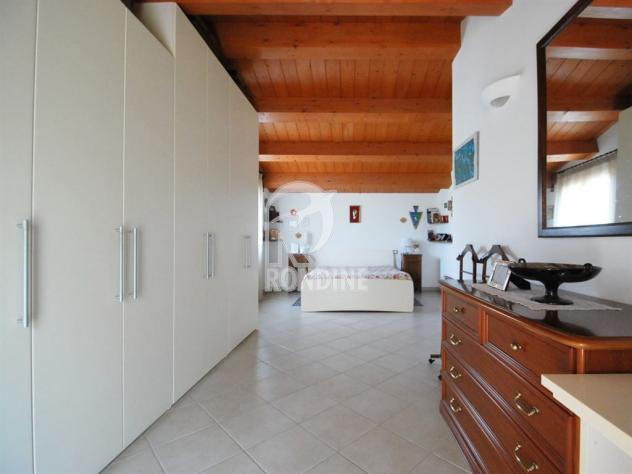 Splendida villa indipendente con giardino di 1.500 mq. - Foto 12