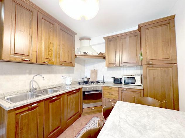 Casa semindipendente in vendita a Gallicano 200 mq Rif: 1426363 - Foto 10