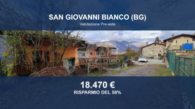 Immobile in asta di 59 m², box auto in vendita a San Giovanni Bianco