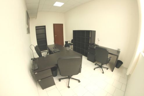 Ufficio arredato 3 posti incluso condominio vigilanza canoni utenze posti auto euro 249 mese - Foto 5
