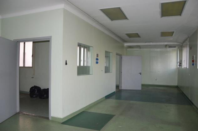 Immobile di 255 m² con 2 locali in affitto a Gallarate