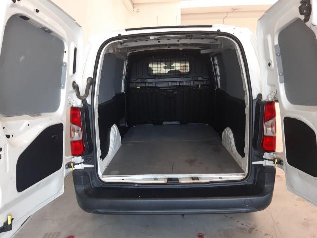 Toyota Proace City 1.5D 130cv S&S MT L2 S Comfort - Foto 8