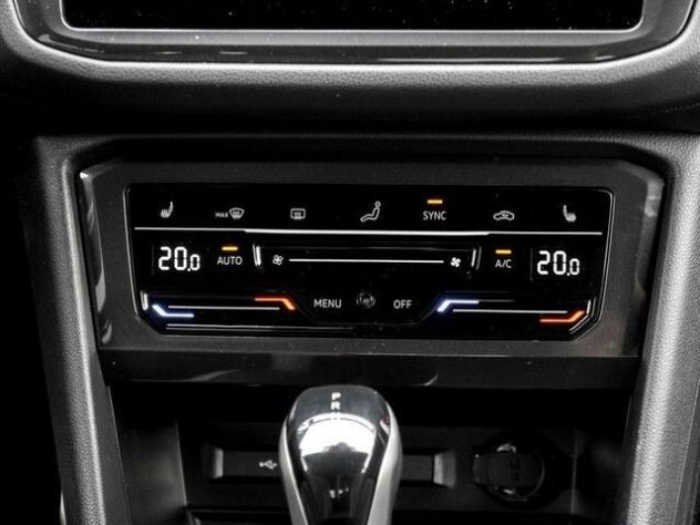 Volkswagen Tiguan 2.0 TDI R-LINE DSG NAVI BLACKSTYLE - Foto 8