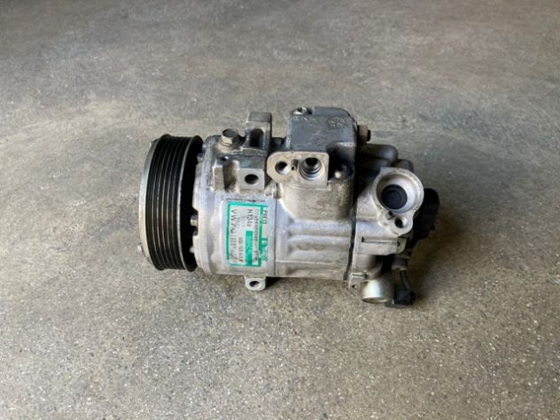 Compressore climatizzatore Volkswagen Polo 1.4 16v del 2006 (6Q0820803R)