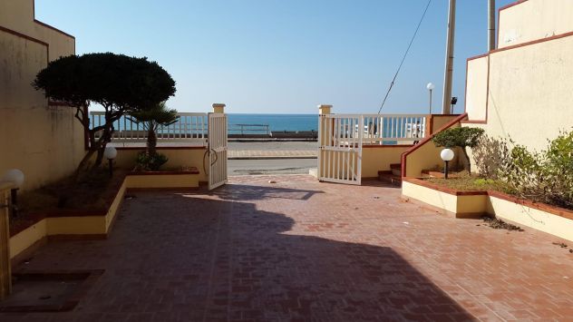Appartamento FRONTE MARE Baia Dorica Scoglitti (RG) - Foto 4