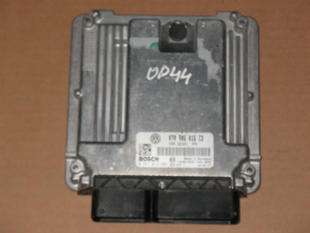 070906016CD ECU VOLKSWAGEN TRANSPORTER CARAVELLE T5 2.5 EDC16U31 0281012905