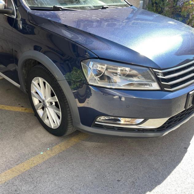 Volkswagen Passat Variant 2.0 TDI 177cv DSG Alltrack - Foto 2