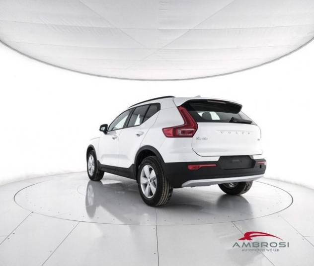 VOLVO XC40 B3 Mild hybrid Benzina Essential rif. 23986874 - Foto 4
