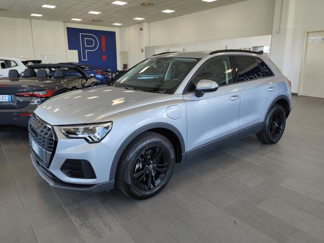 Audi Q3 45TFSIe Plug-in S tronic Navi Adap.Cruise Fari LED