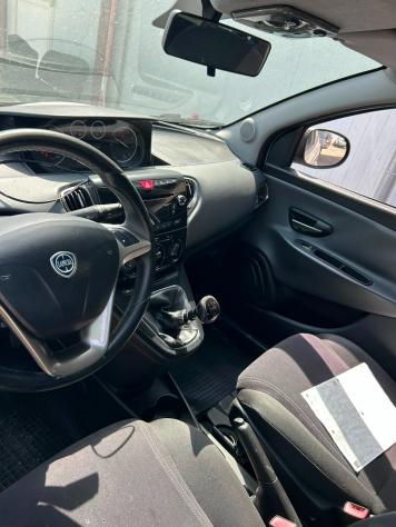 Lancia Ypsilon 1.3 MJT 16V 95 CV 5 porte S&S Gold P.S. VISTA E PIACIUTA - Foto 3