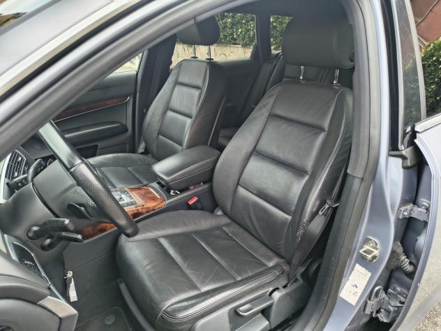 Audi A6 Avant 3.0 Tdi 233cv QUATTRO Automatica - Foto 10