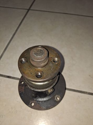 POMPA MERCEDES PONTON 180-180D W120 - Foto 4