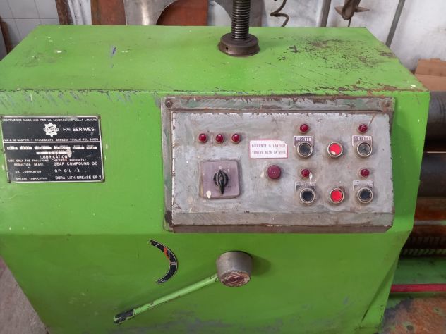 Vendiamo macchine per lavorazioni lamiera - Foto 10
