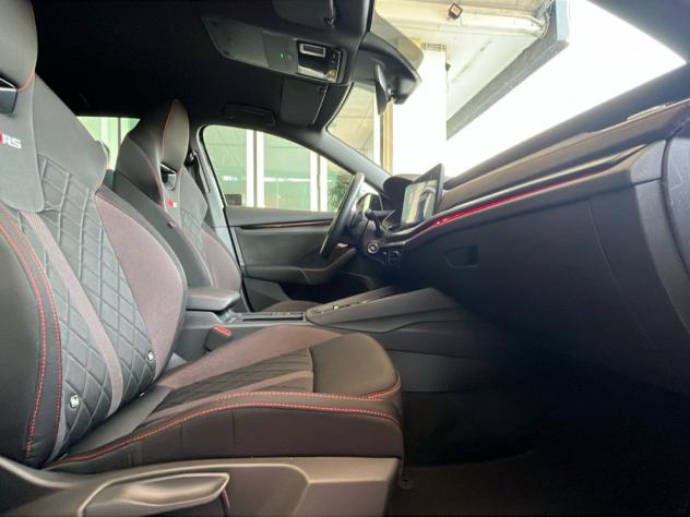 Škoda Octavia 2.0 TSI RS DSG - Foto 8