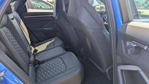 AUDI RS Q3 Quattro 2.5cc 400cv - S-TRONIC RS SPORTAGE rif. 24000179 - Foto 10