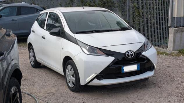 TOYOTA Aygo Aygo 1.0 VVT-i 69 CV 5 porte x-play rif. 23144372 - Foto 3
