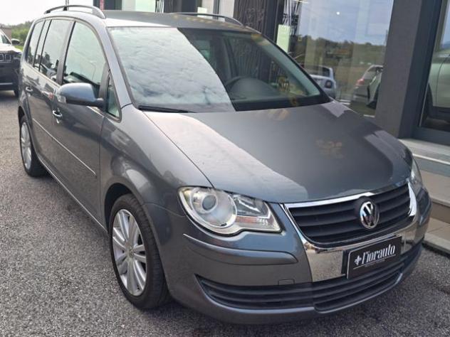VOLKSWAGEN Touran 1.9 TDI 105CV DPF Highline rif. 24179647 - Foto 2
