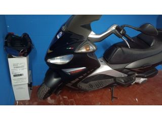 scooter Malaguti madison 250 poco usato