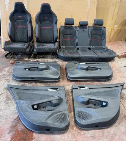 INTERNO VOLKSWAGEN GOLF 8 GTI