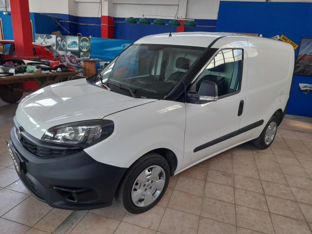 Fiat Doblo Dobl1.3 MJT PC-TN Cargo Lamierato SX - Foto 2