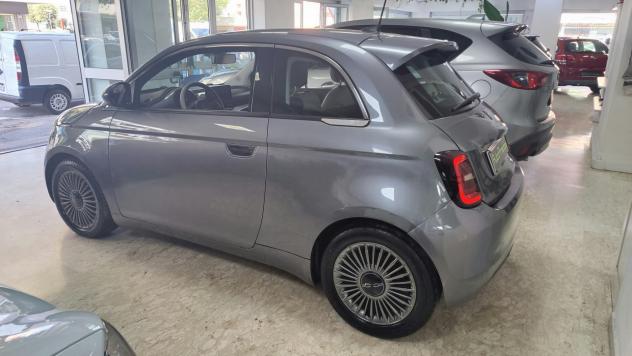 Fiat 500e Berlina 42 kWh - Foto 2