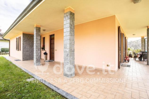 Villa di 280 m² con 5 locali e box auto in vendita a Cittiglio - Foto 4