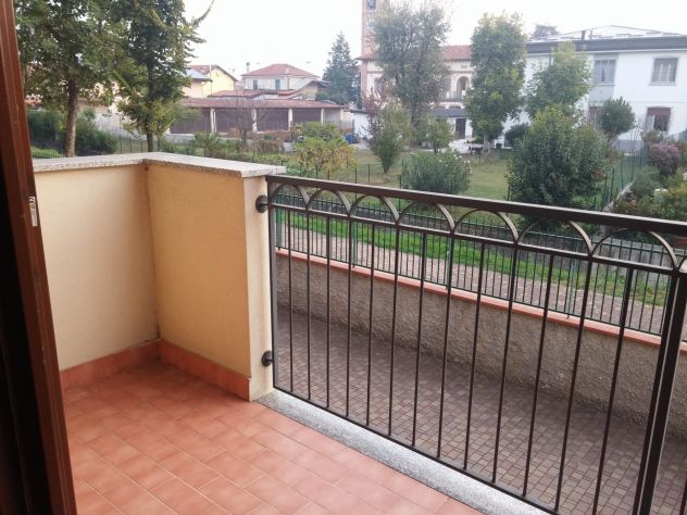 Bilocale con garage incluso e cantina - Foto 16