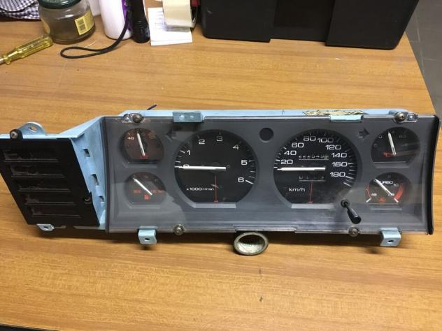 Quadro Strumenti / Strumentazione JEEP Cherokee TD anno 1995