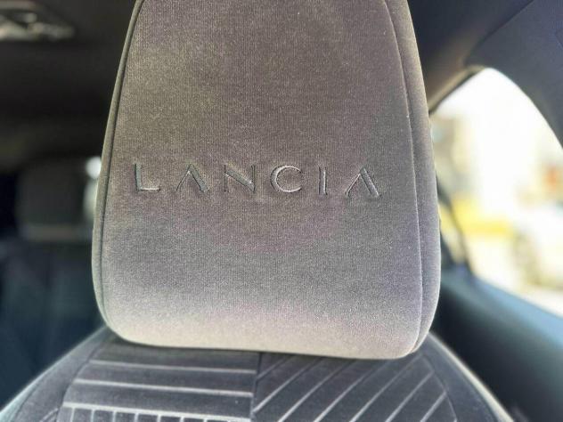 Lancia Ypsilon Hybrid e-DCT LX Nuova - Foto 10