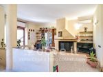 Villa di 265 m² con 4 locali e box auto in vendita a Crispiano