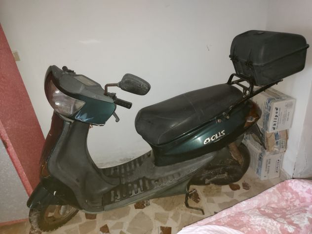 VENDESI scooter MBK Evolis 50cc
