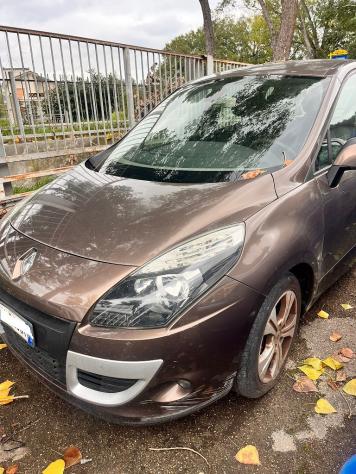 VARI PEZZI DI RICAMBIO RENAULT SCENIC - Foto 2