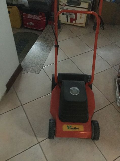 Vendo RASAERBA elettrico nuovo professionale di marca causa inutilizzo - Foto 3