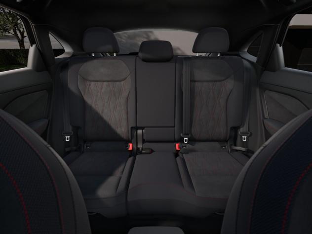 Audi Q3 Sportback TFSI 204 cv quattro S tronic S Line Edition Tech PRO/Alcantara con cuciture rosse/Tetto Panoramico/Cerchi da 20'' Audi Sport/Pacchet - Foto 6