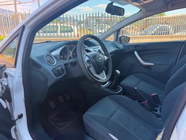 Ford Fiesta 1.2 82 CV 5 porte Titanium - Foto 9