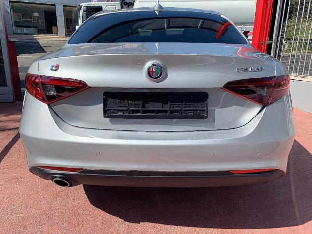 Alfa Romeo Giulia 2.2 Turbodiesel 150 CV VETTURA AZIENDALE - Foto 8