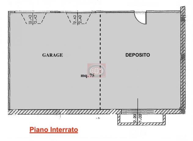 CESENA centro urbano(GC) - Garage di 130 mq circa, di cui una parte a deposito, in zona ospedale.