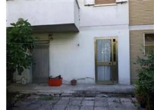 Immobile in asta di 169 m² con più di 5 locali e box auto in vendita a Fossombrone - Foto 2