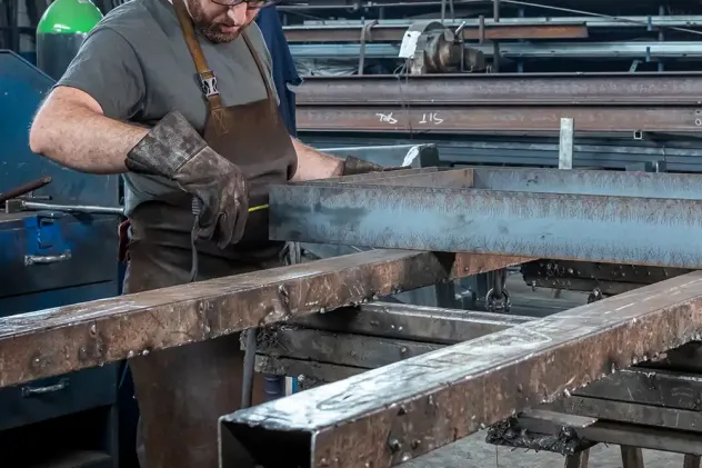Operaio Lavorazione Carpenteria Pesante e Legera - Foto 2