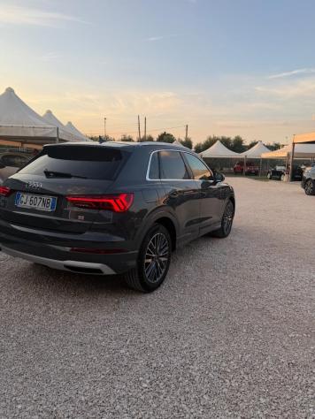 AUDI - Q3 - 2.0 TDI 150CV S tronic Design - Foto 6