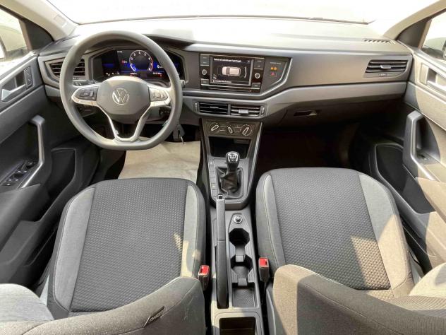 Volkswagen Polo 1.0 LIFE 80cv NEOPATENTATI - Foto 6