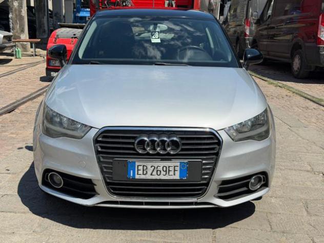 AUDI A1 1.6 TDI 105 CV Ambition rif. 23891520 - Foto 2